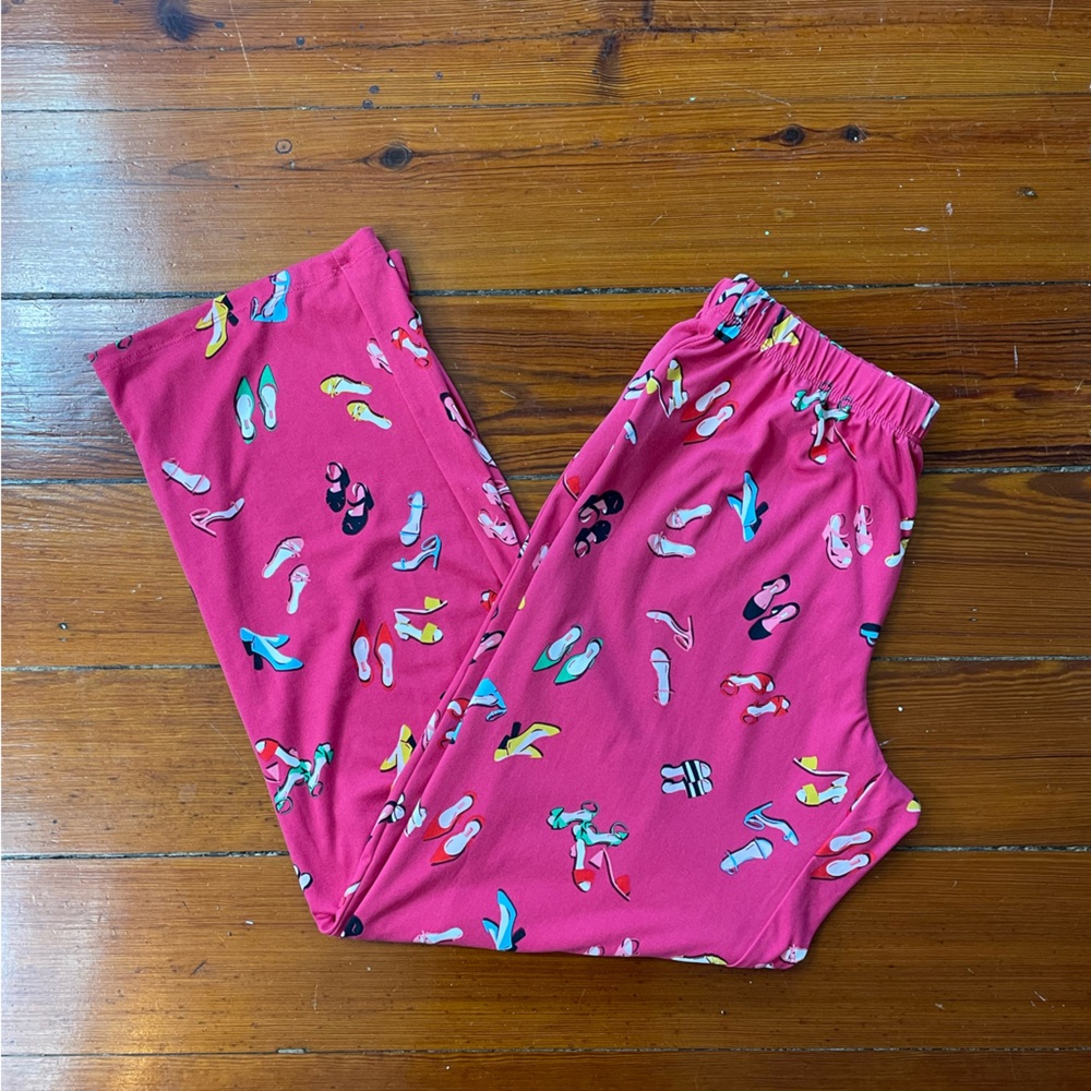 kate spade Pink Pajama Set with Multicolor Shoe Print - Picture 14 of 16